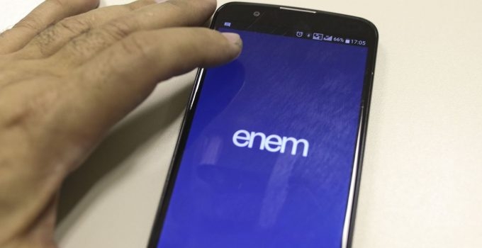 Instituto Eurofarma abre curso gratuito “De olho no Enem” para estudantes de todo o país